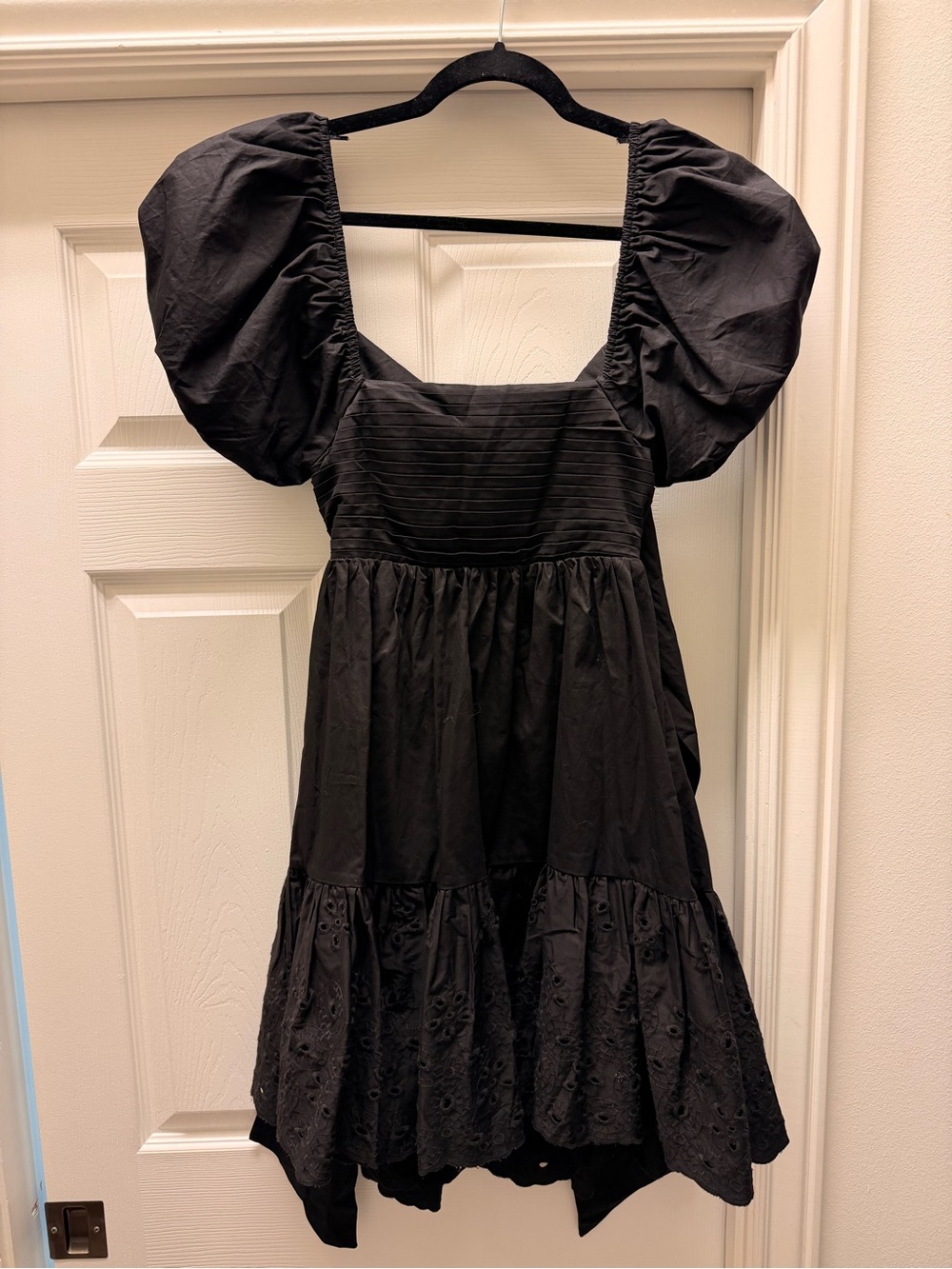 En Saison Black Puff-Sleeve Mini Dress